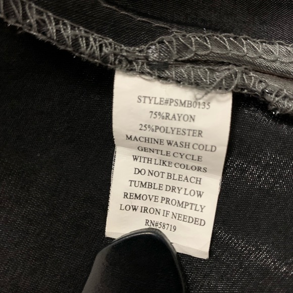 Shimmery metallic blouse, sleeves button at cuff, or fold up button mid sleeve. - Picture 8 of 13